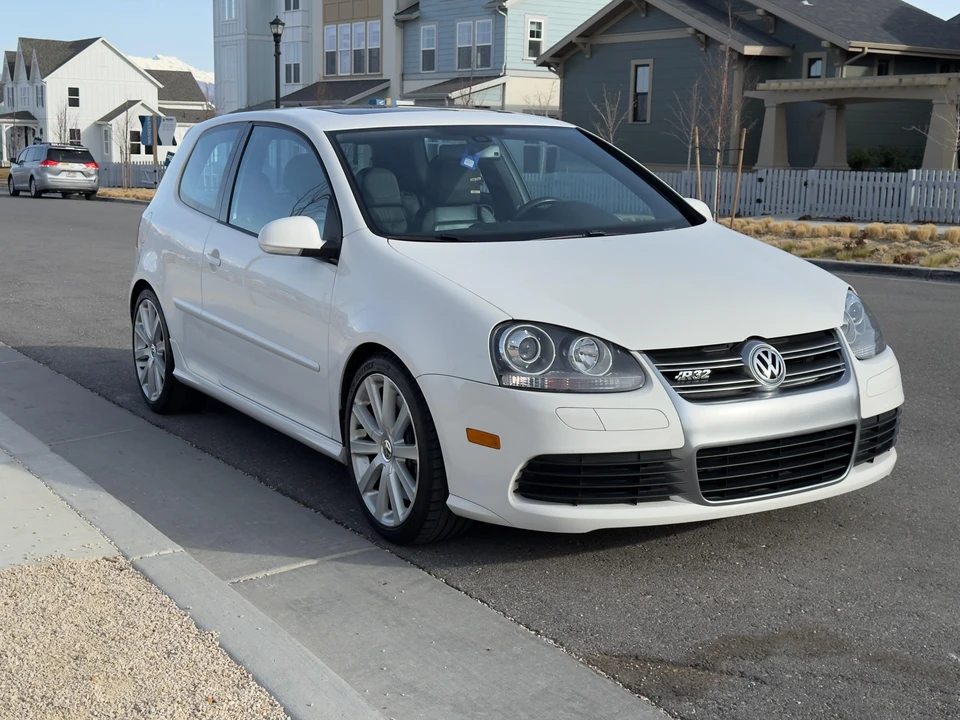 2008 Volkswagen R32 Mk5 - Image 24 of 31