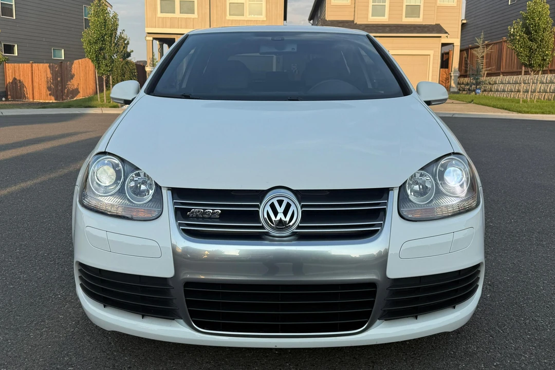 2008 Volkswagen R32 Mk5 - Image 2 of 31