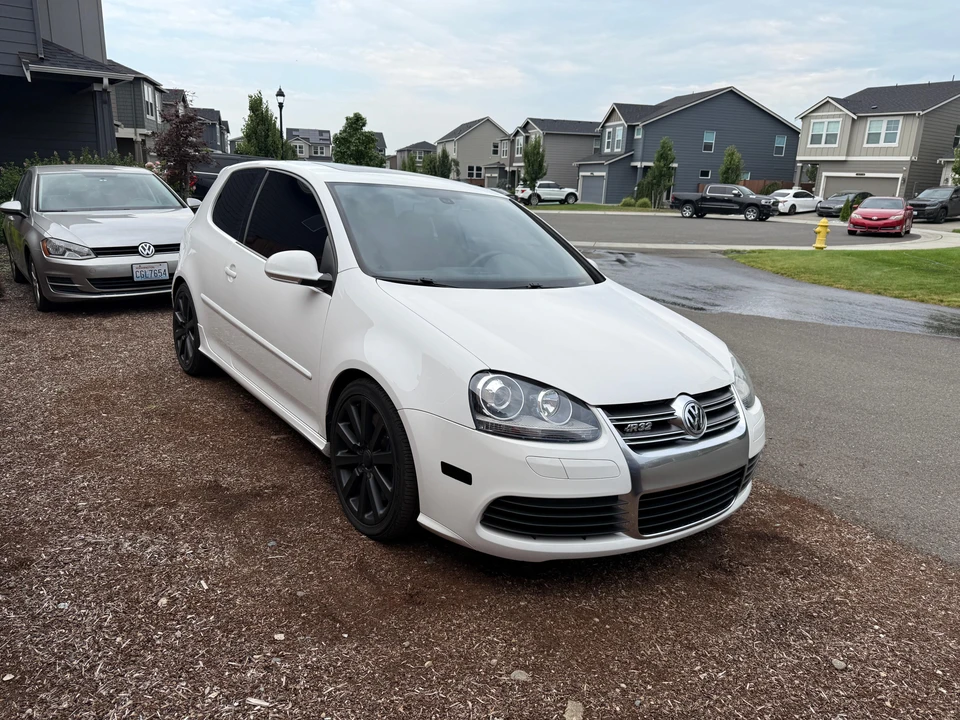 2008 Volkswagen R32 Mk5 - Image 10 of 31
