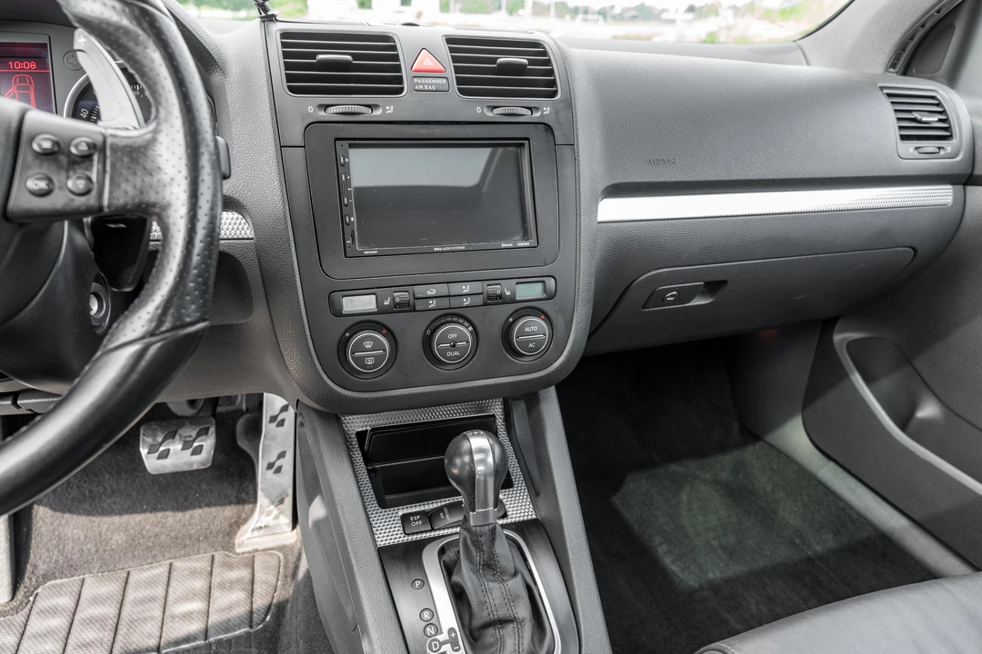 2008 Volkswagen R32 Mk5 - Image 26 of 31