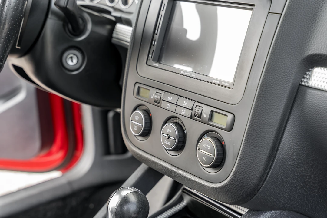 2008 Volkswagen R32 Mk5 - Image 30 of 31