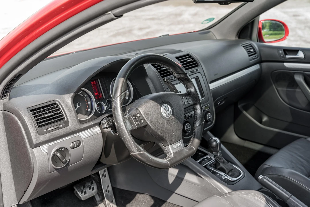 2008 Volkswagen R32 Mk5 - Image 13 of 31
