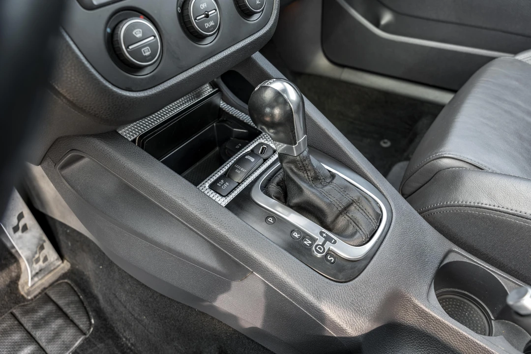 2008 Volkswagen R32 Mk5 - Image 28 of 31