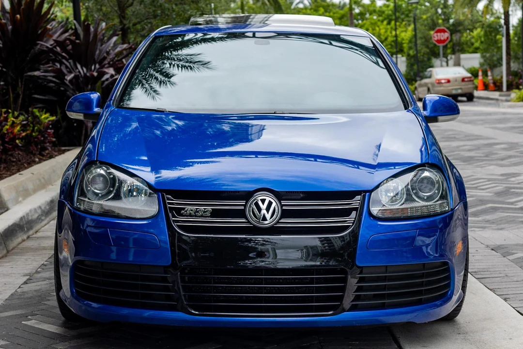 2008 Volkswagen R32 Mk5 - Image 2 of 8