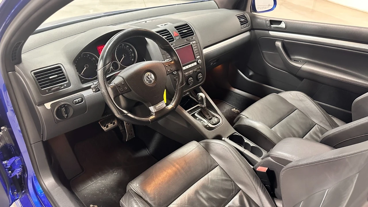 2008 Volkswagen R32 Mk5 - Image 11 of 21