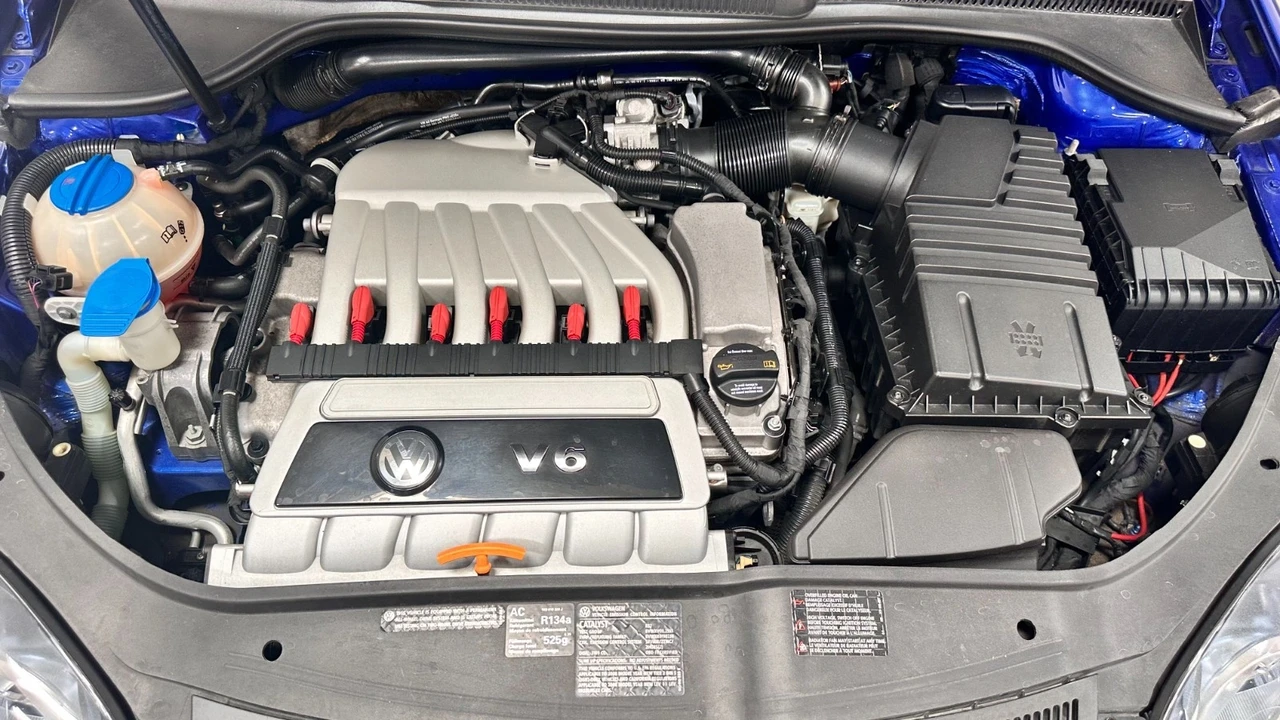 2008 Volkswagen R32 Mk5 - Image 19 of 21