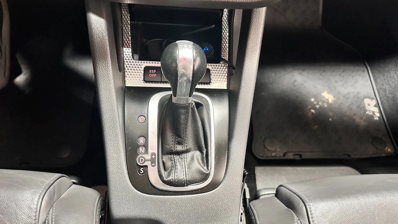 2008 Volkswagen R32 Mk5 - Image 13 of 21