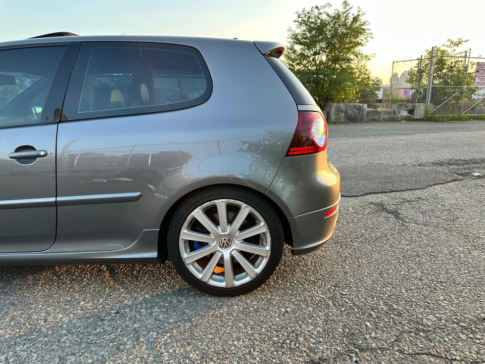 2008 Volkswagen R32 Mk5 - Image 10 of 31