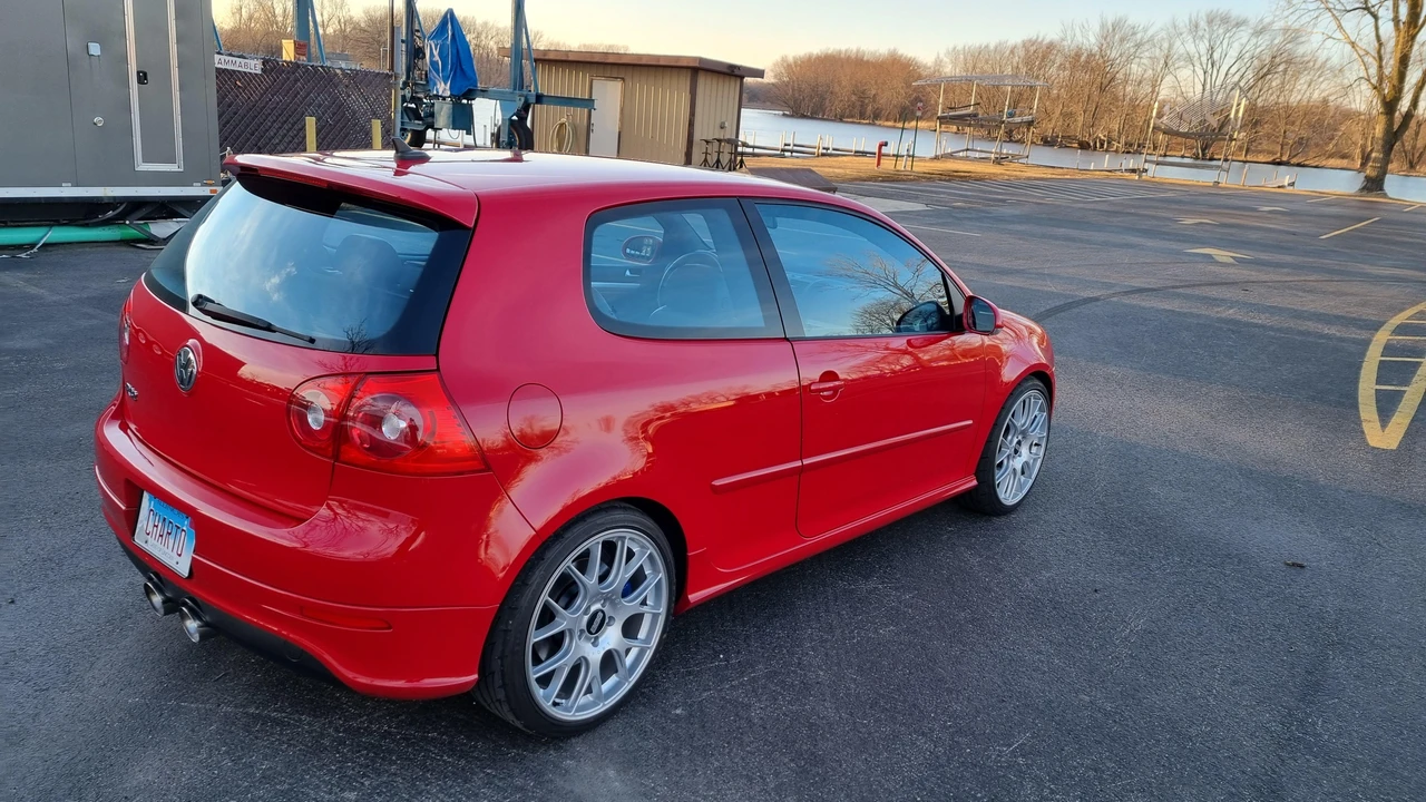 2008 Volkswagen R32 Mk5 - Image 12 of 31