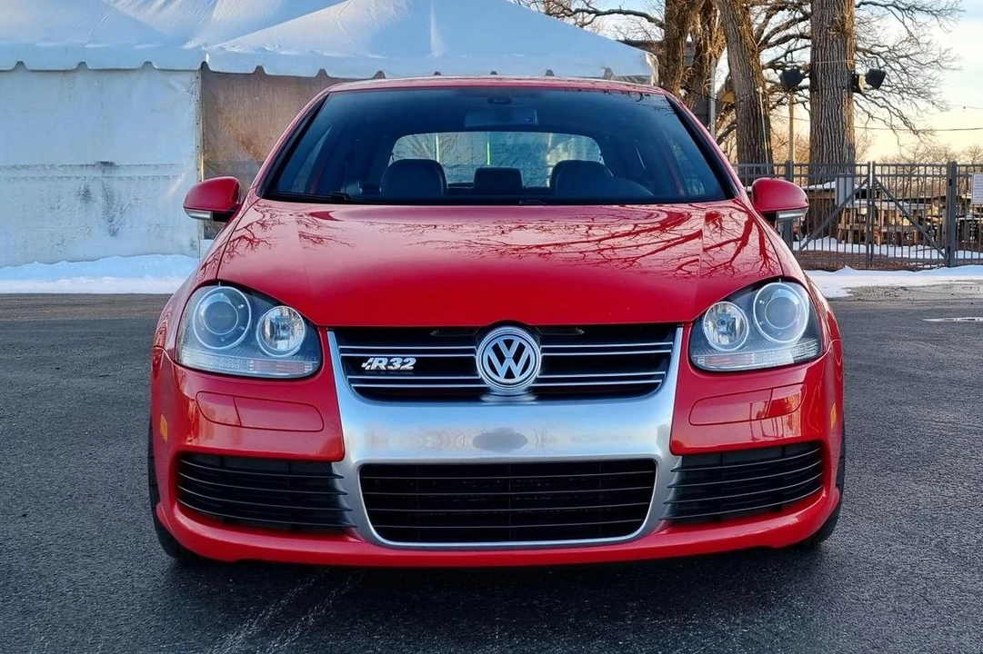 2008 Volkswagen R32 Mk5 - Image 2 of 31
