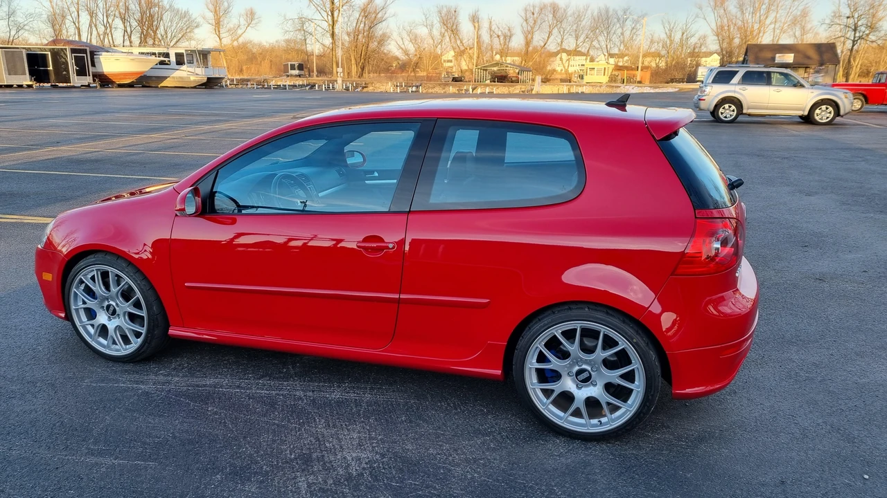 2008 Volkswagen R32 Mk5 - Image 9 of 31