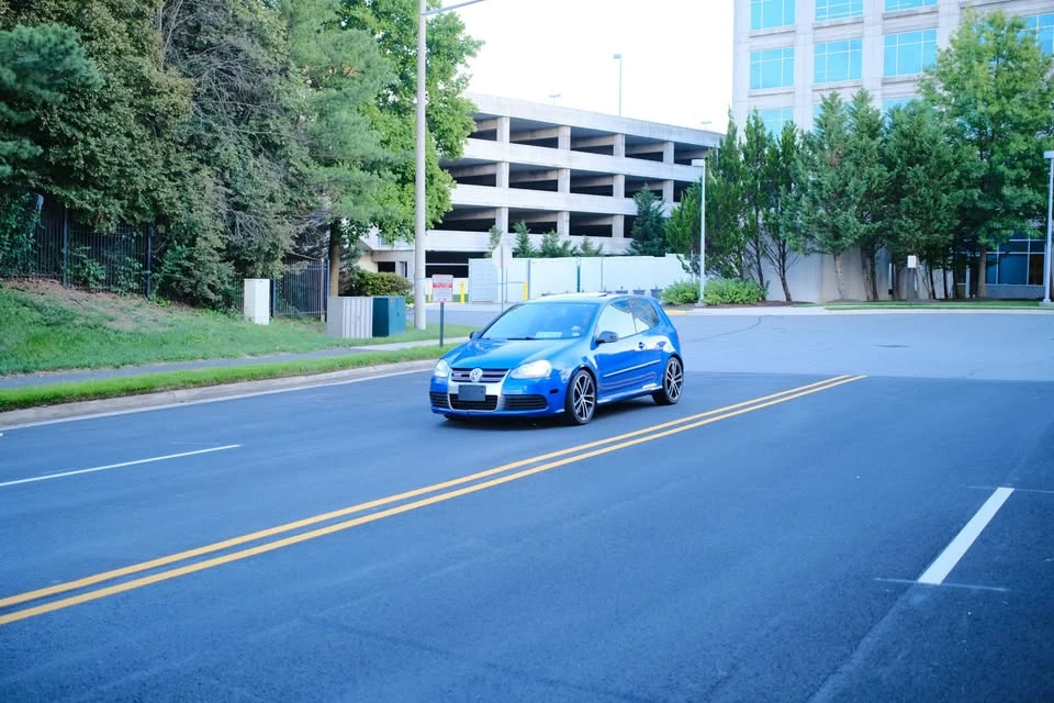 2008 Volkswagen R32 Mk5 - Image 14 of 18