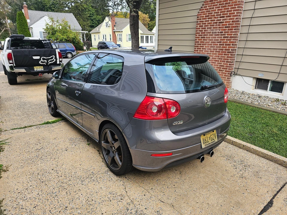 2008 Volkswagen R32 Mk5 - Image 8 of 31