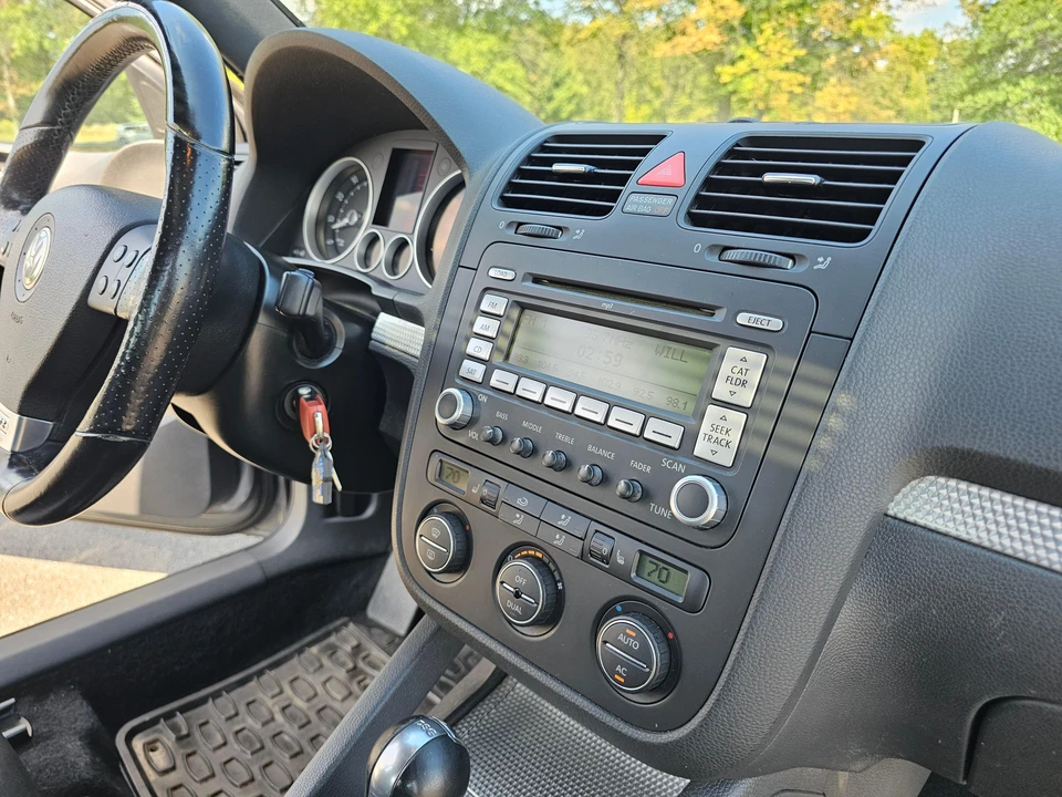 2008 Volkswagen R32 Mk5 - Image 29 of 31