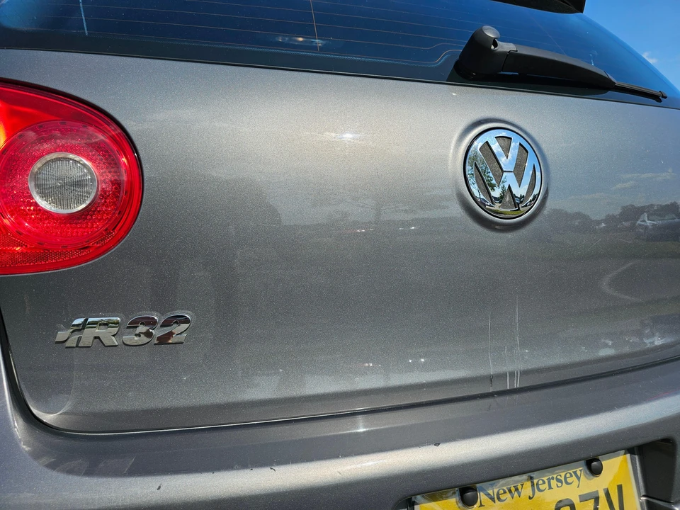 2008 Volkswagen R32 Mk5 - Image 14 of 31