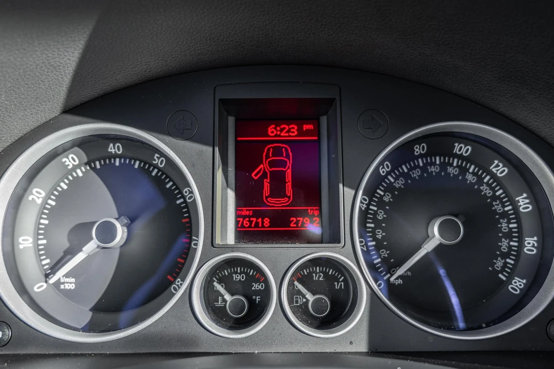 2008 Volkswagen R32 Mk5 - Image 27 of 31