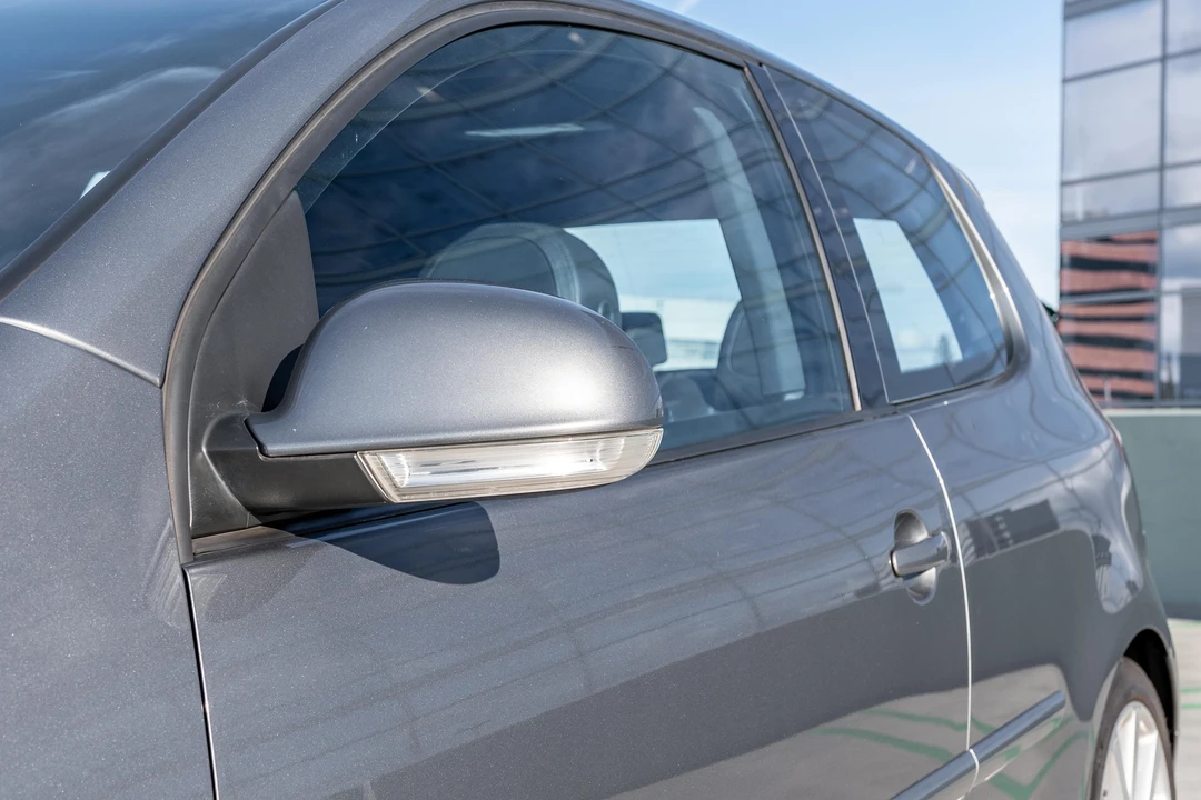2008 Volkswagen R32 Mk5 - Image 11 of 31