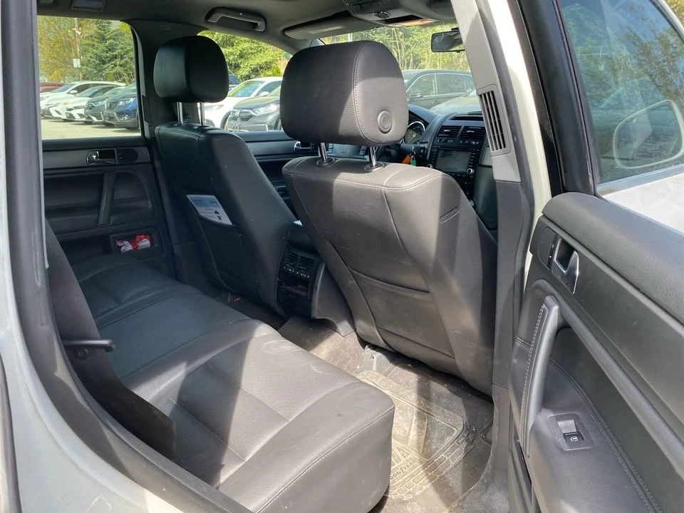 2008 Volkswagen Touareg - Image 11 of 12