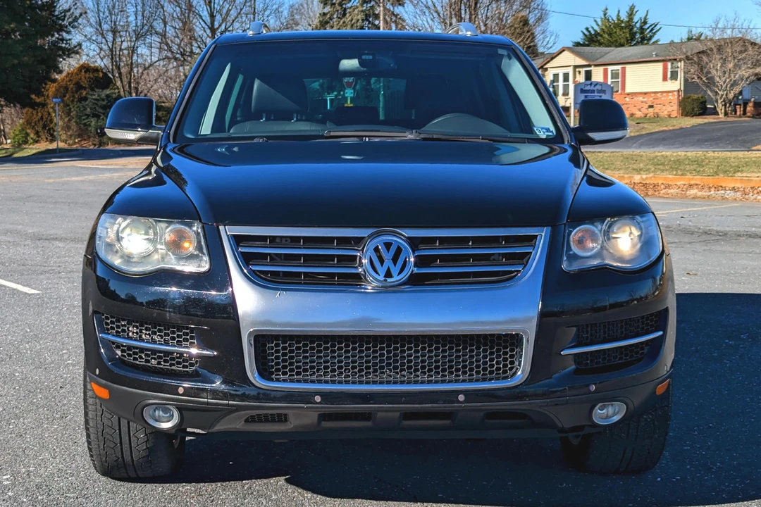 2008 Volkswagen Touareg - Image 2 of 31