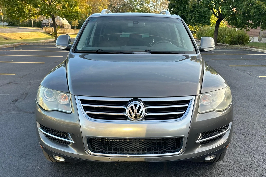 2008 Volkswagen Touareg - Image 2 of 31