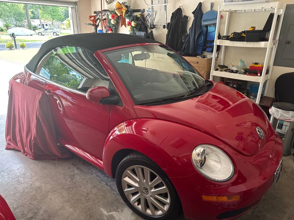 2008 Volkswagen New Beetle - Image 8 of 8