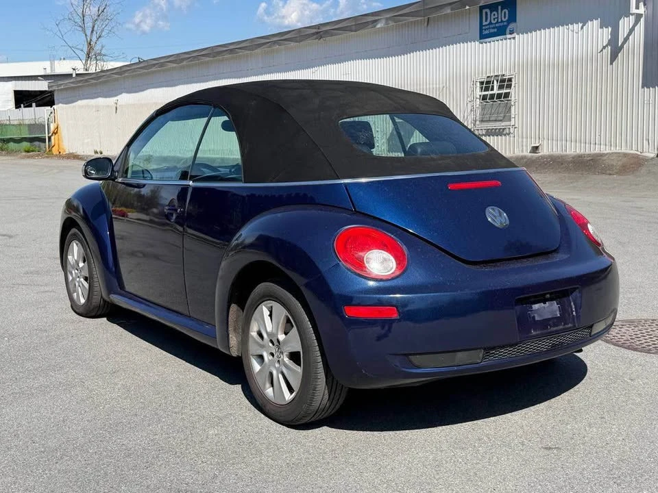 2008 Volkswagen New Beetle - Image 11 of 19