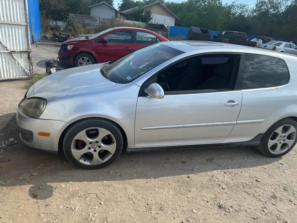 2008 Volkswagen GTI Mk5 - Image 2 of 4