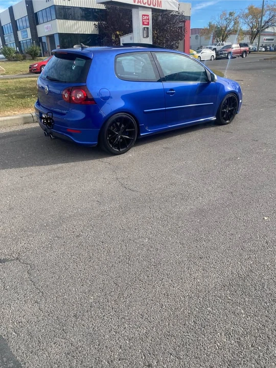 2008 Volkswagen R32 Mk5 - Image 2 of 7