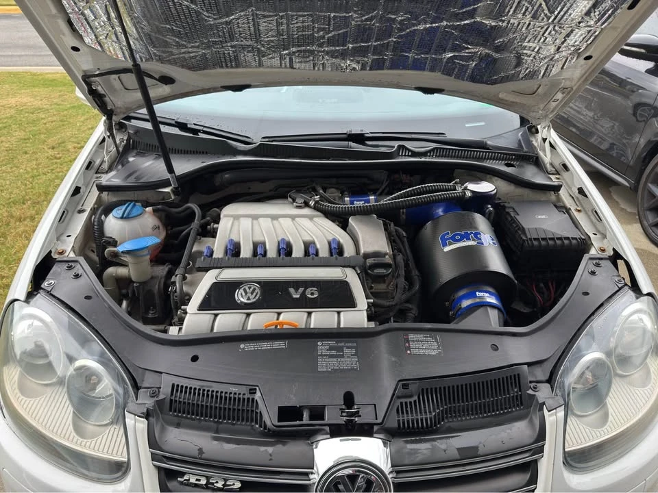2008 Volkswagen R32 Mk5 - Image 10 of 12