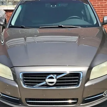 2008 Volvo 740 Sedan 4D