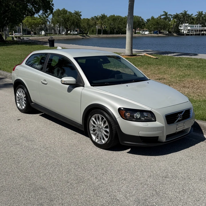 2008 Volvo C30 - Image 2 of 31
