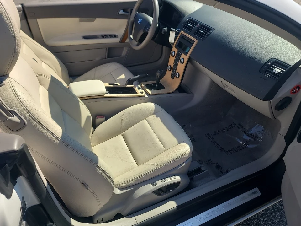 2008 Volvo C70 2nd Gen - Image 15 of 21