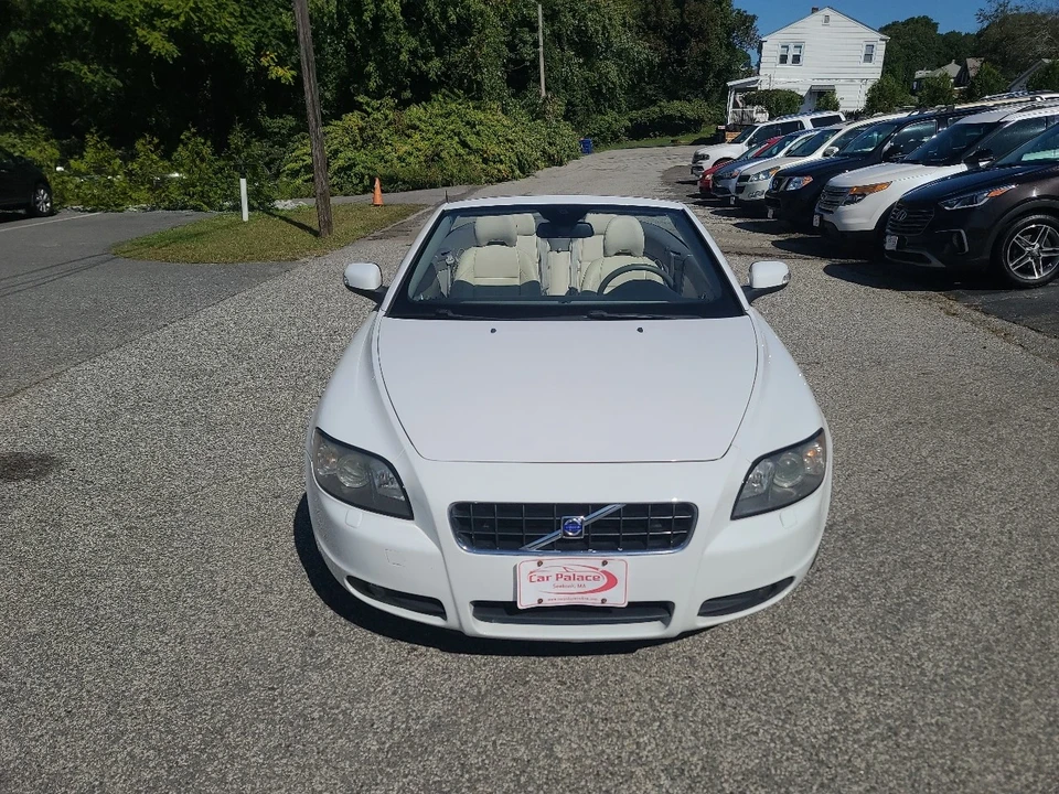 2008 Volvo C70 2nd Gen - Image 2 of 21