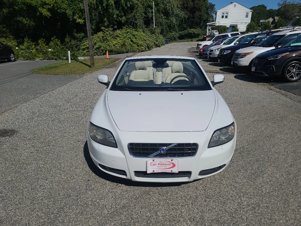 2008 Volvo C70 2nd Gen - Image 2 of 21