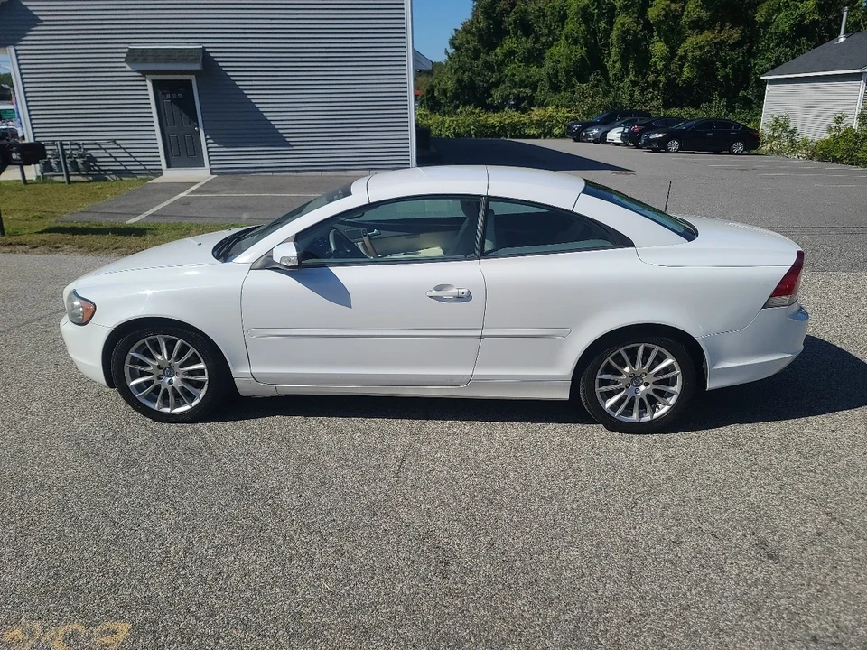 2008 Volvo C70 2nd Gen - Image 19 of 21