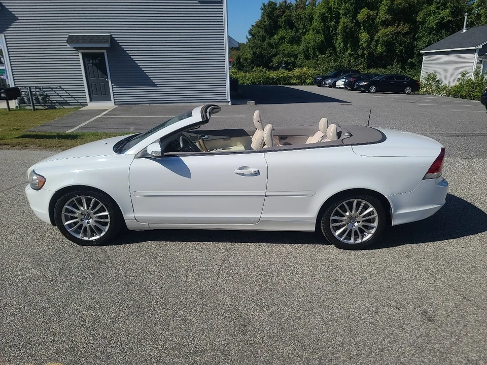 2008 Volvo C70 2nd Gen - Image 4 of 21