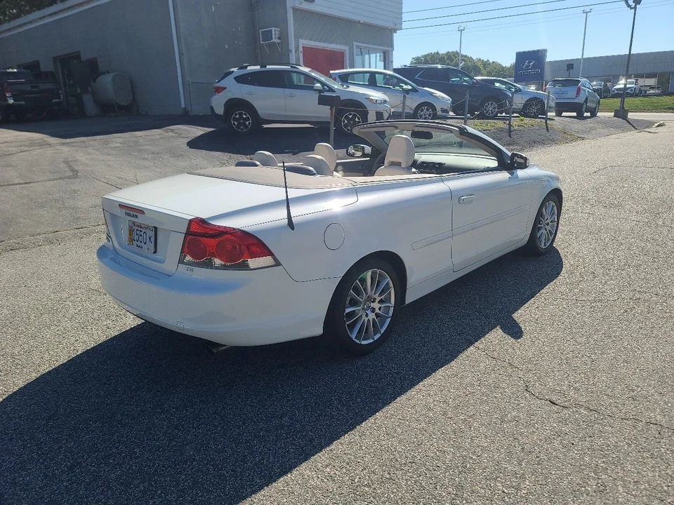 2008 Volvo C70 2nd Gen - Image 7 of 21