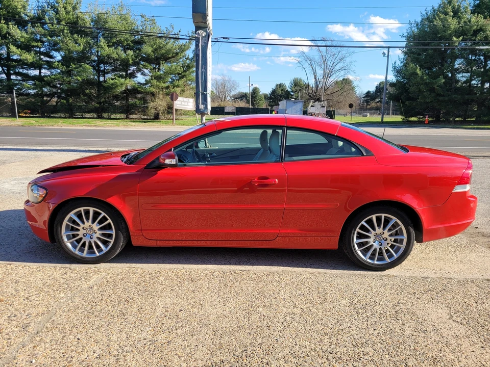 2008 Volvo C70 2nd Gen - Image 10 of 21