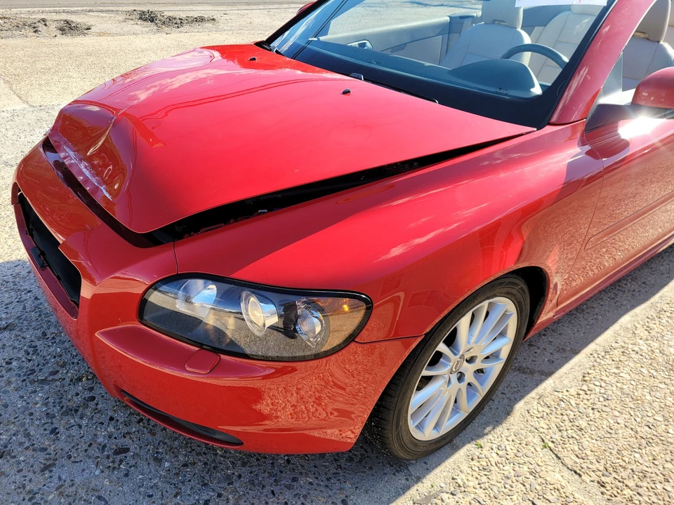 2008 Volvo C70 2nd Gen - Image 13 of 21