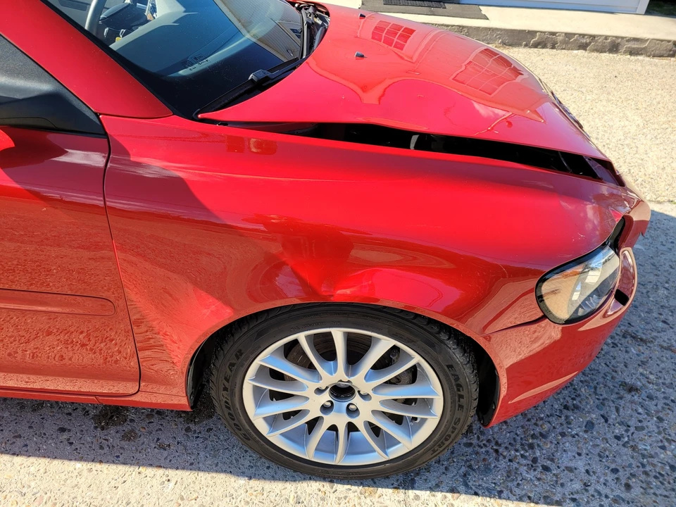 2008 Volvo C70 2nd Gen - Image 16 of 21