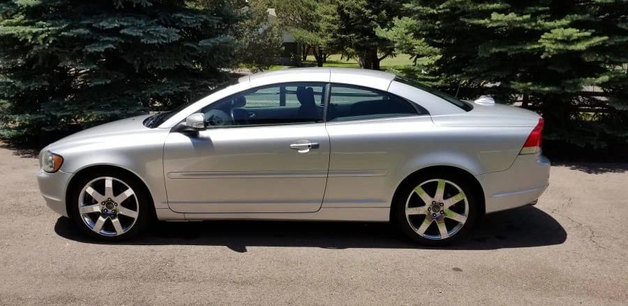 2008 Volvo C70 2nd Gen - Image 2 of 9