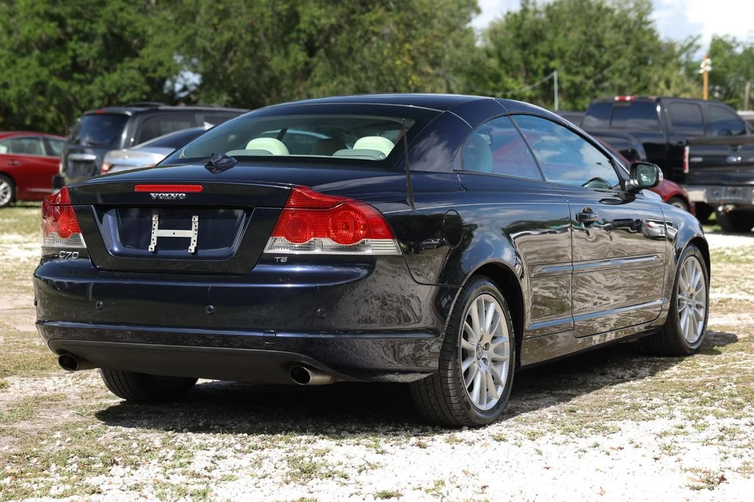 2008 Volvo C70 2nd Gen - Image 11 of 21