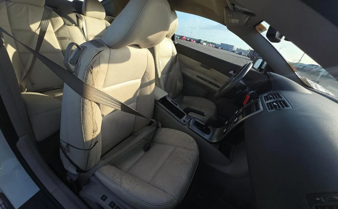 2008 Volvo C70 2nd Gen - Image 8 of 13
