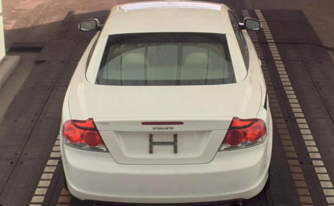 2008 Volvo C70 2nd Gen - Image 5 of 13