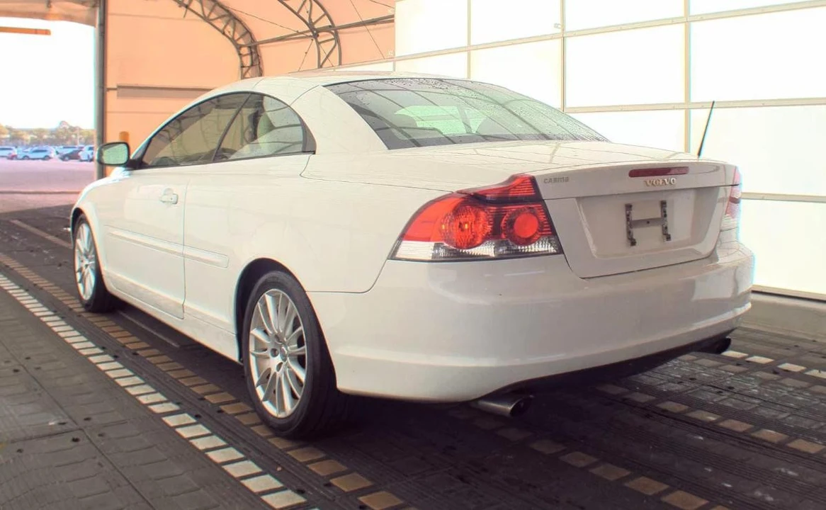 2008 Volvo C70 2nd Gen - Image 6 of 13