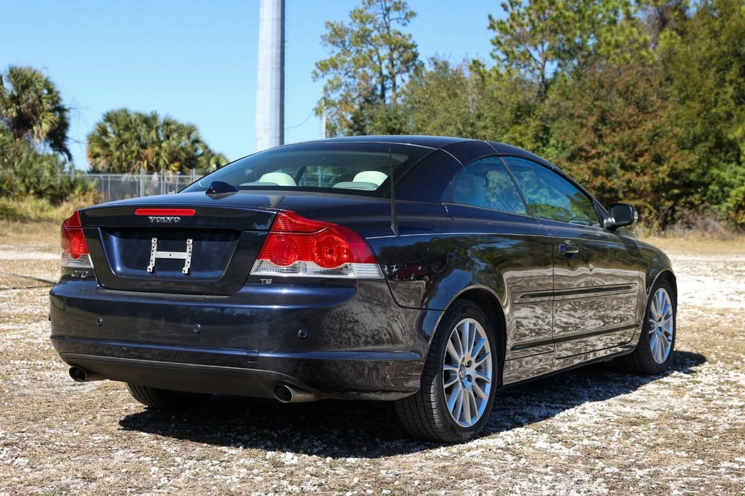 2008 Volvo C70 2nd Gen - Image 11 of 12
