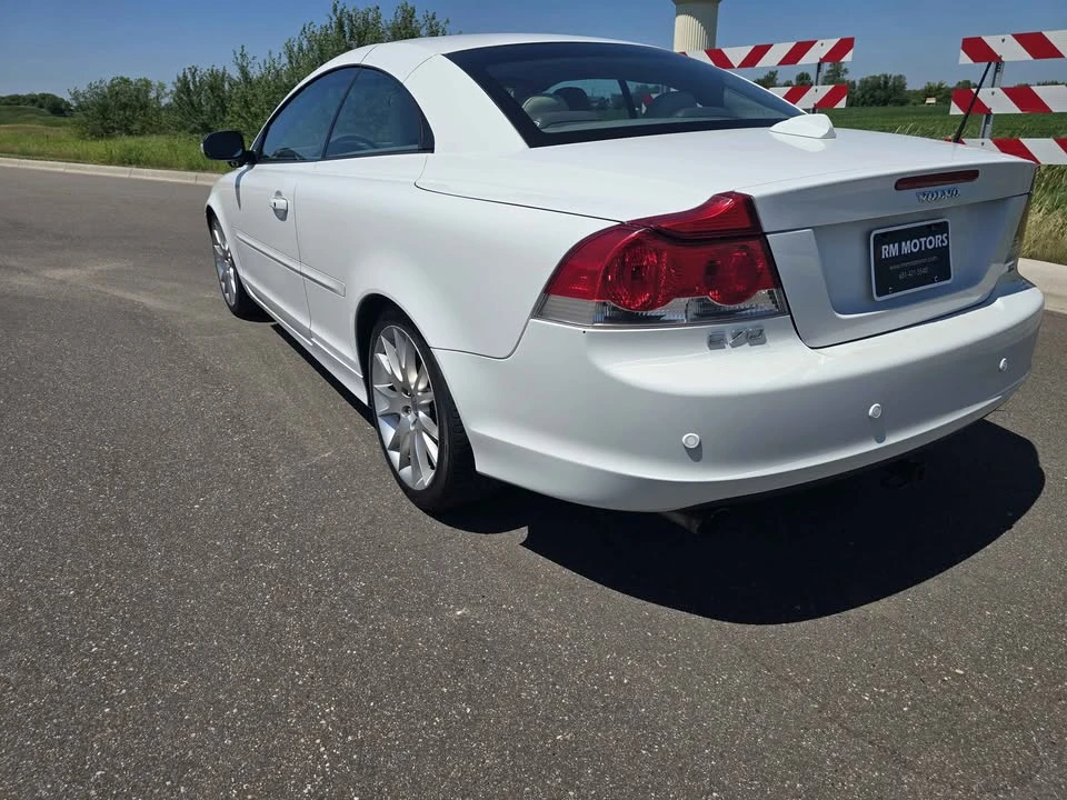2008 Volvo C70 2nd Gen - Image 10 of 15