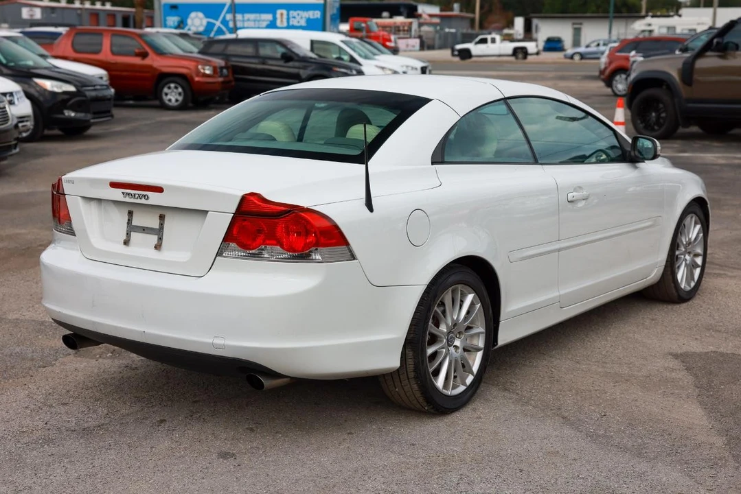 2008 Volvo C70 2nd Gen - Image 11 of 31