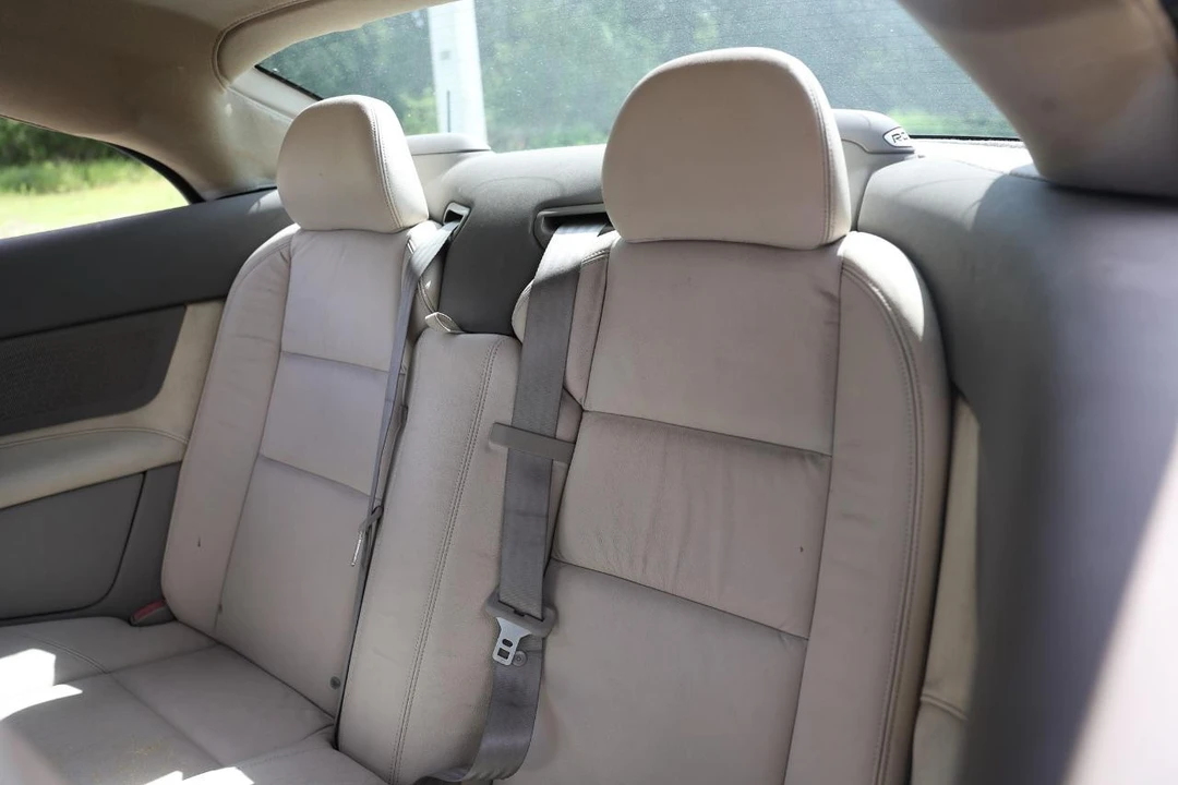 2008 Volvo C70 2nd Gen - Image 8 of 31