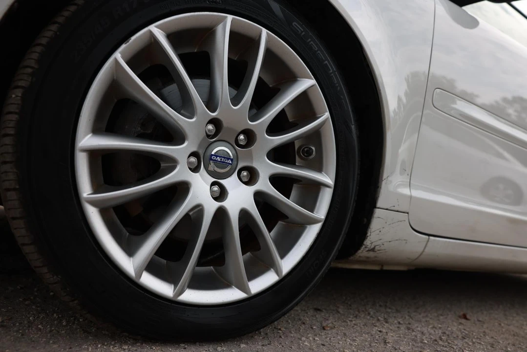 2008 Volvo C70 2nd Gen - Image 29 of 31